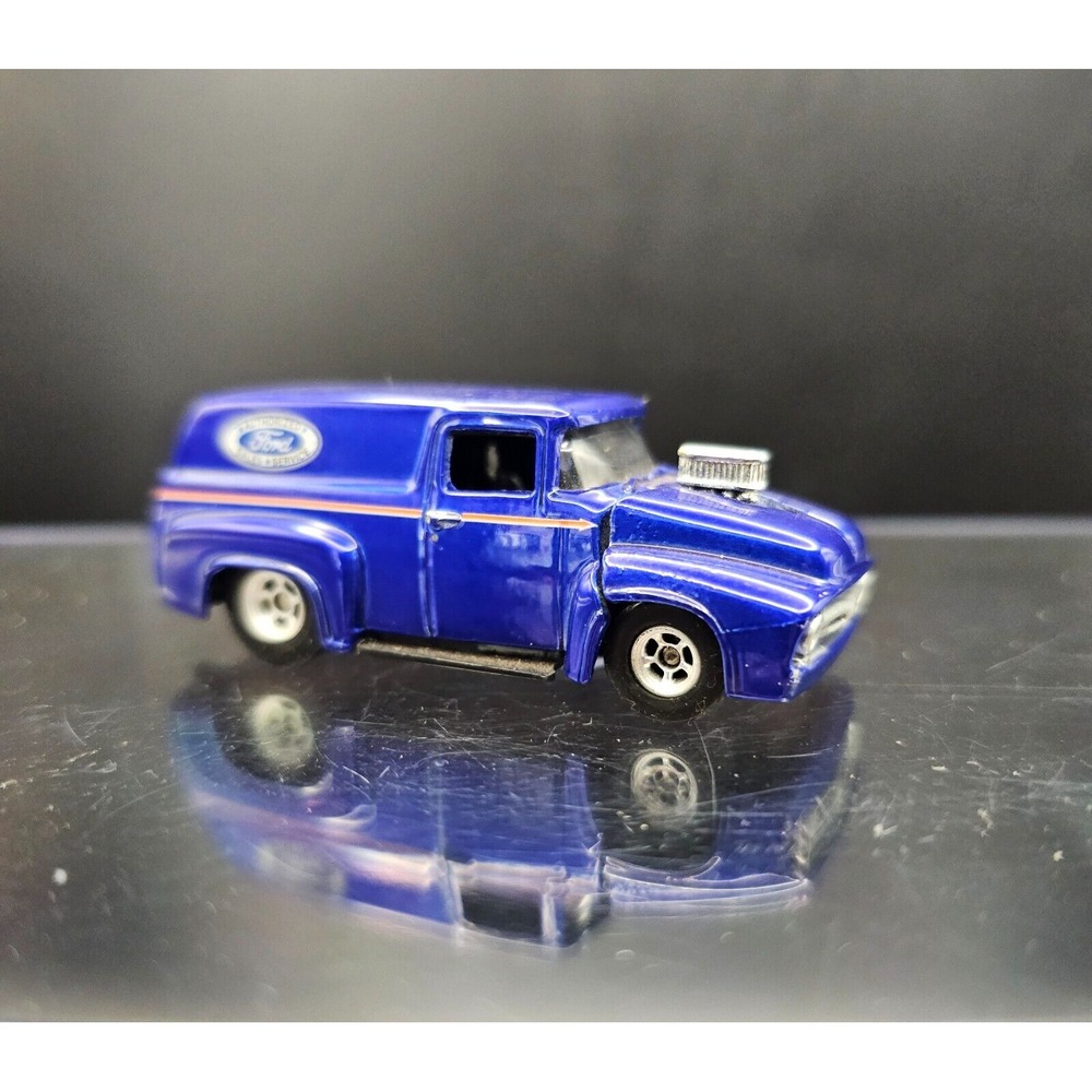 HOT WHEELS CUSTOM FORD F100 BLUE PREMIUM REALRIDERS